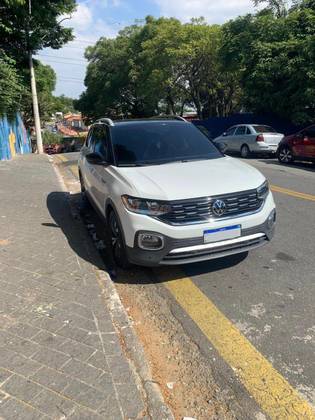 VOLKSWAGEN T-CROSS 1.4 250 TSI TOTAL FLEX HIGHLINE AUTOMÁTICO VOLKSWAGEN T-CROSS 1.4 250 TSI TOTAL FLEX HIGHLINE AUTOMÁTICO